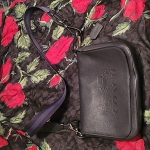 Coach shoulder bag in navy